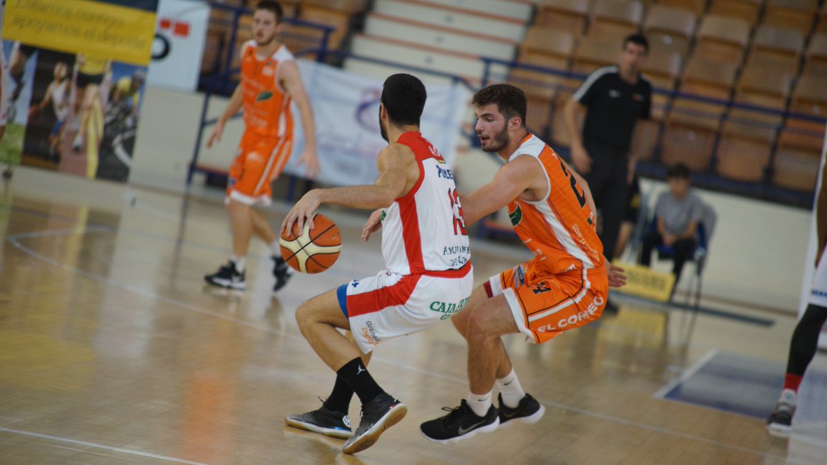 CoviranGranada's tweet photo. 👏👏 ¡¡¡¡FINAL!!!! ¡¡¡¡FINAL!!!! ¡¡¡¡FINAL!!!! ¡¡¡¡FINAL!!!! ¡¡¡Tenemos la segunda!! @araberri 84-90 CoviranGranada.
¡¡Nos vemos en el Palacio!! 
#FiebreDelOro https://t.co/FGsjtDP5Km