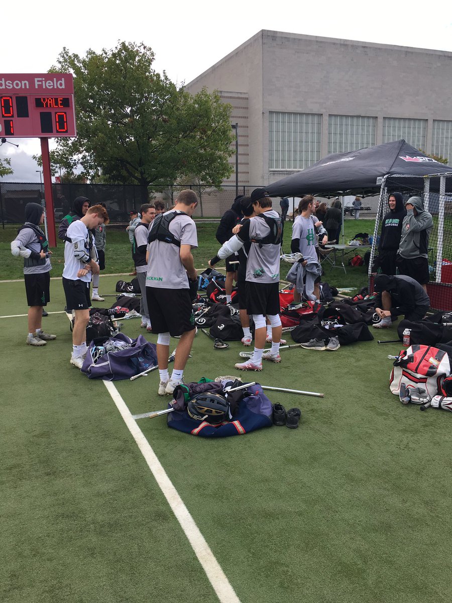 HardCorLax's tweet photo. 2020’s getting ready for their 2nd game of the day at the Lake Wars Tourney at Cornell University. First game was 14-3 win over Cornell Red Prospects. Up next is Kings from Boston, Mass. #HardCorNation #DigIn #TEAM https://t.co/7CdRoFYjod