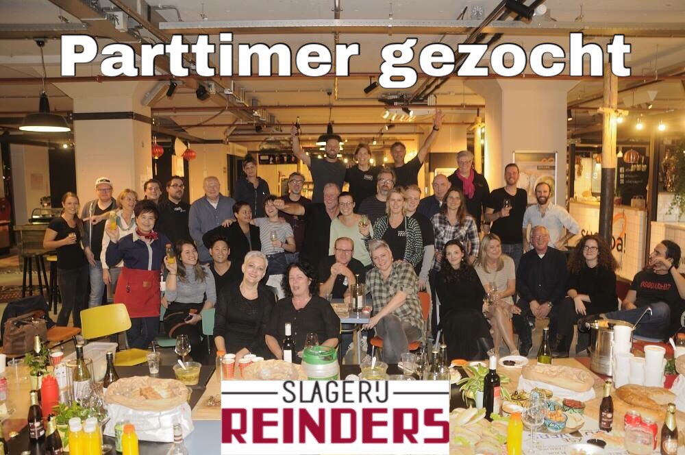 Wil jij deelnemen aan deze bijzondere familie in Vershal het Veem? 
Dan ben je bij ons aan het juiste adres want wij zoeken nog een parttimer voor deze ambachtelijke slagerij.

Interesse? Stuur een mailtje naar info@slagerijreinders.nl of loop een keer gezellig bij ons langs.