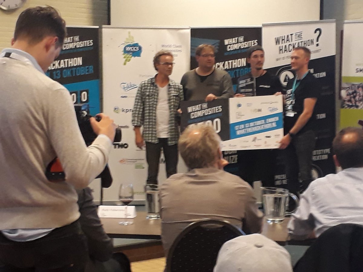 Jep! Onze mannen van <a href="/AmazeMedia_NL/">Amaze Media</a> <a href="/3axisRD/">3axis R&D</a> @WebDevProNL en Aerial51 hebben het weer gedaan, winnen tijdens een hackathon💪🏻
Er is geen probleem waar zij een oplossing voor vinden!