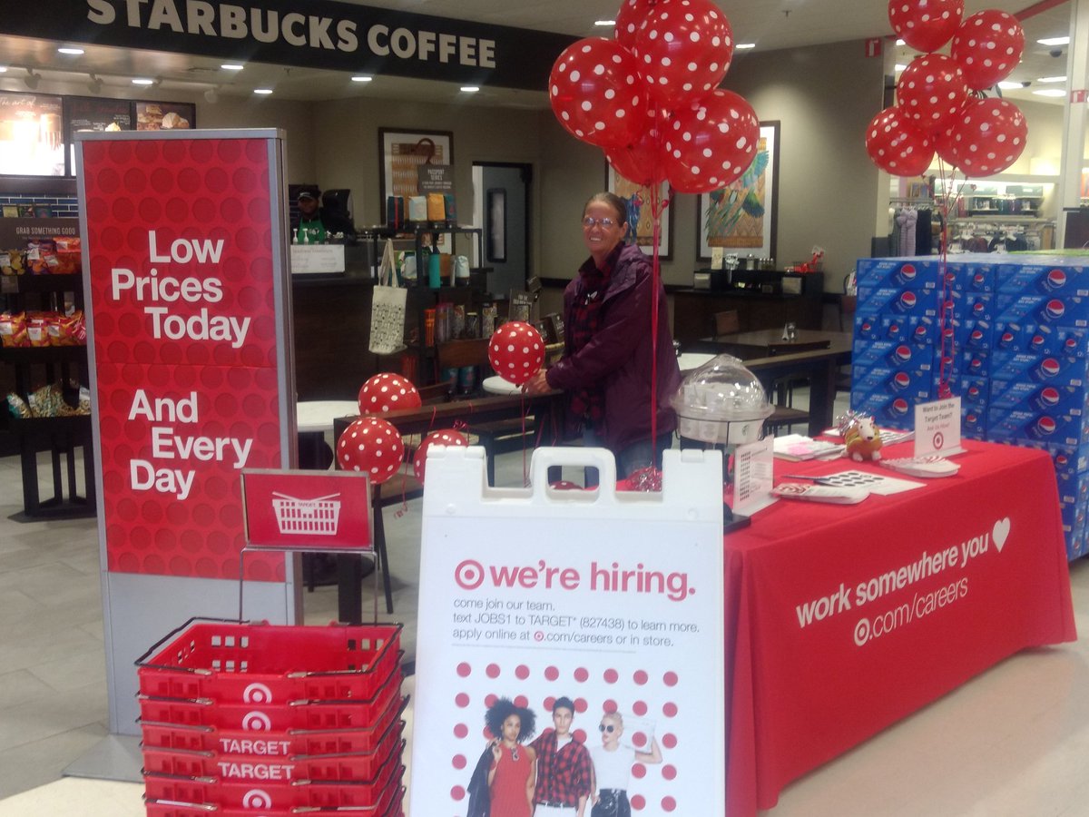 abbynel89's tweet photo. T0905 ready to get the interviews started! #hiringevent @TheEscie @newage_lois @KimLinn5 @ChristyBee13 @AmberHafron @jessfisher617 https://t.co/RNneb0i35t