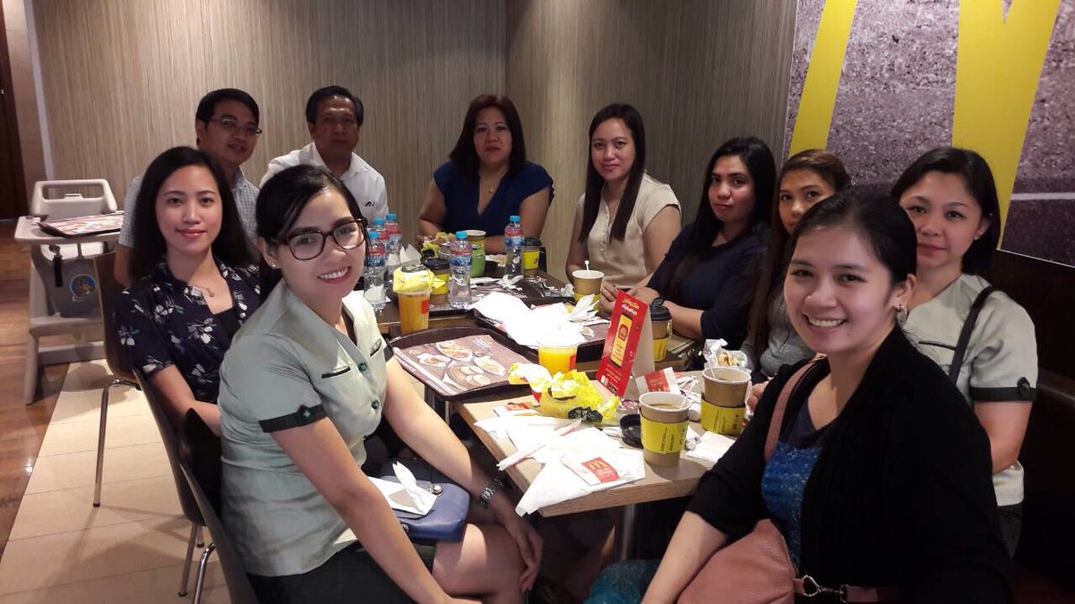 Shamsie6's tweet photo. May pa-Mcdo si mayor after pagsamba 😄

Purok 4
Lokal ng Nasser, 🇶🇦 https://t.co/LDQnFL8wlH