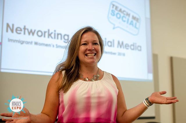 I had a great time speaking at the @canadiansmallbusinesswomen Expo a few weeks ago! Thanks to <a href="/mirloy/">Mirna Chacin</a> for capturing the moment! ift.tt/2pSX7V8