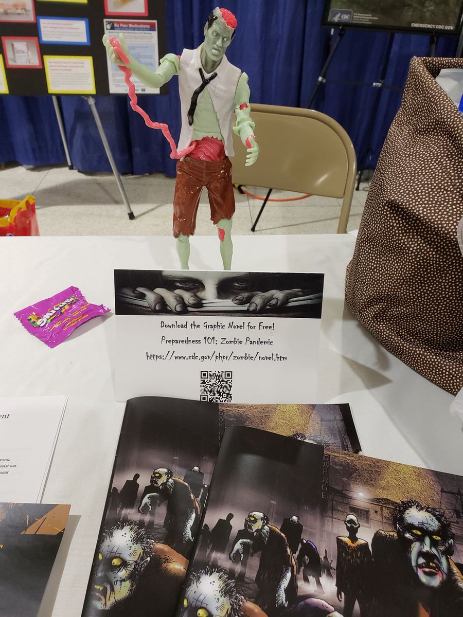 HealthHoco's tweet photo. Zeke is with us to encourage #BePrepared @ #KokomoCon for anything, even zombies #EveryDaySuperHero https://t.co/CmJPo3cB5N