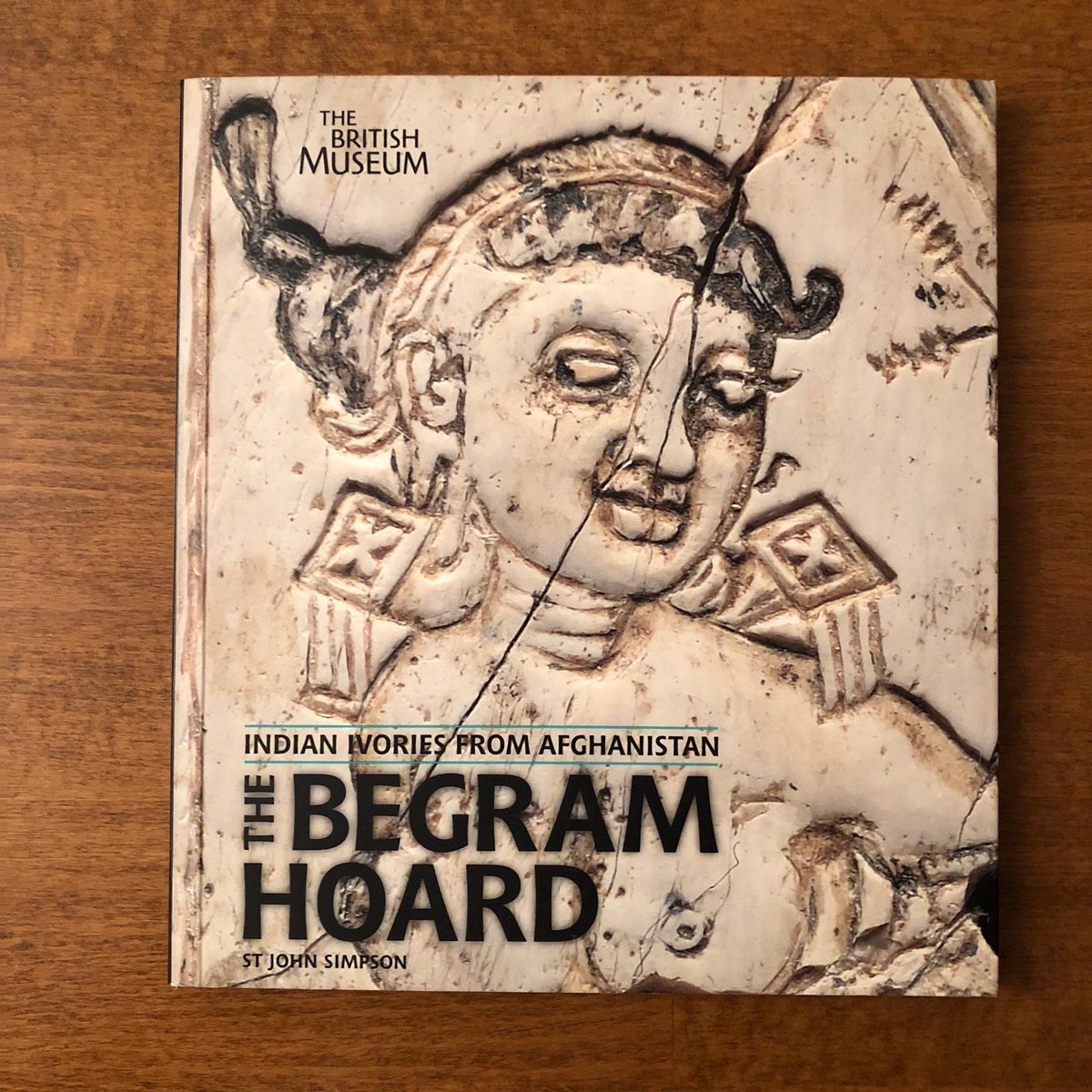 Criticastery's tweet photo. @GandharaConnect @xujnx St John Simpson, #Indian #Ivories: #Begram Hoard booklet accompanied @britishmuseum exhbn, #Afghanistan: Crossroads of Ancient World, Mar-Jul 2011 exhbn. @SavingMesAynak @PicsSilkRoad @eranudturan @LillaBRS @BLAsia_Africa @silkroadcast @CentralAsianDia https://t.co/jveVFq62S3