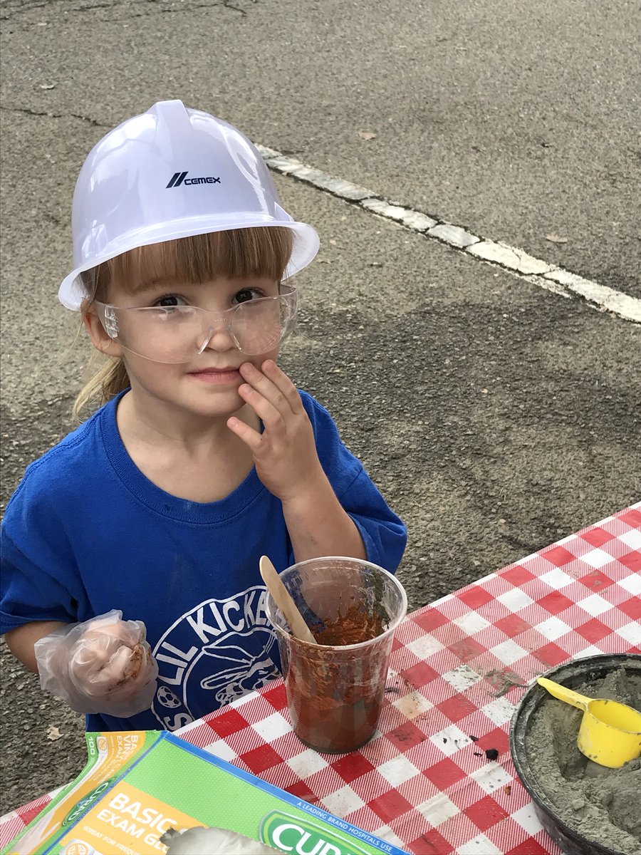 CA_Cornerstone's tweet photo. We are at Escondido TotsnTrucks with our Science of #concrete booth! @CEMEX_USA in the House! #concretephenom #aggregatesinaction #coolconstructioncareers https://t.co/ejbFERx9SH