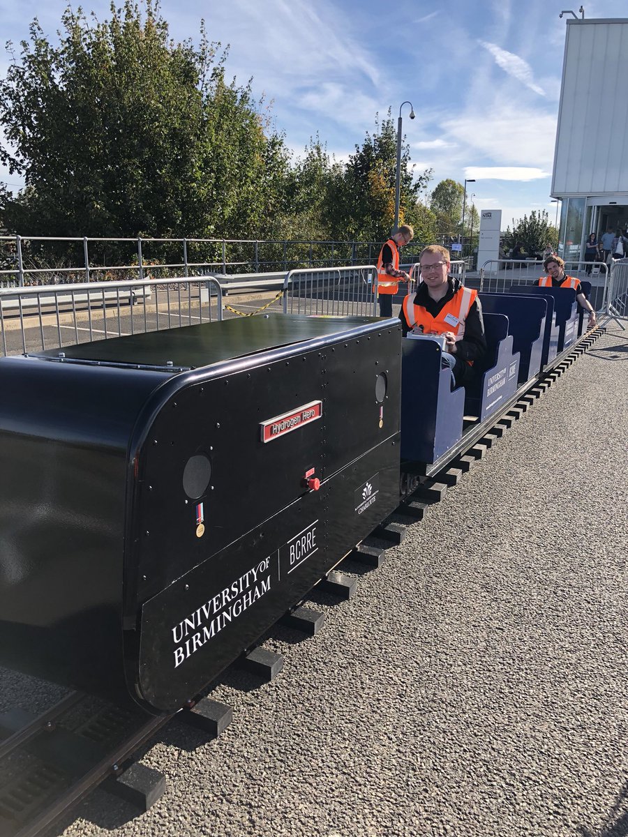UoBLocoTeam18's tweet photo. Hydrogen Hero is up and running, come along for a ride! @NTARail @Siemens @bcrre https://t.co/cFJYMBh3sM