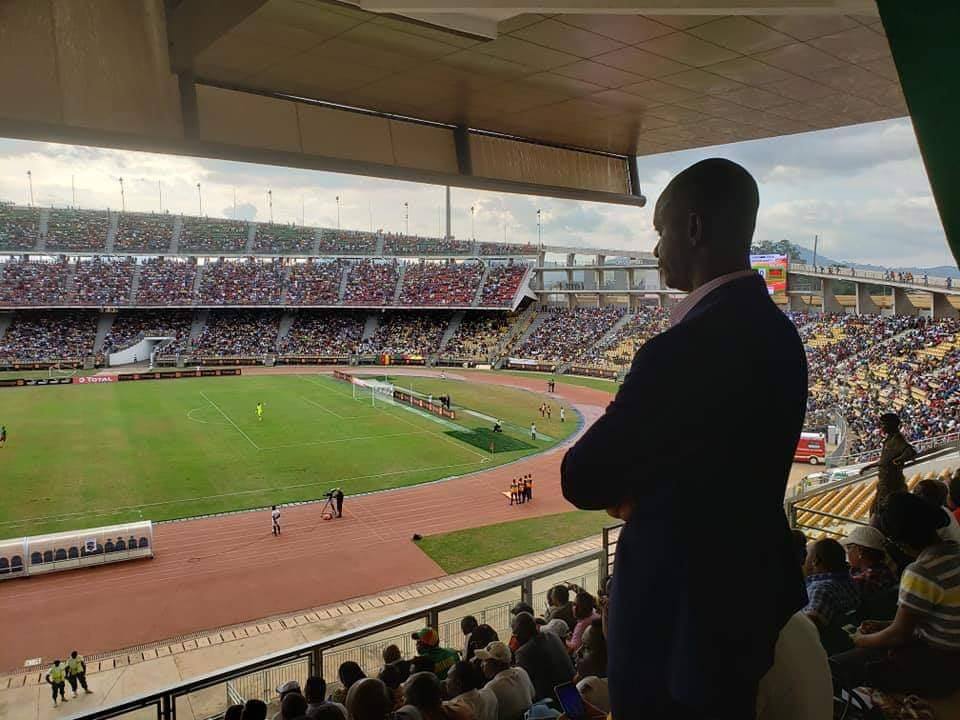 Cabral_2018's tweet photo. Aimez une jeunesse, c'est l'encadrer et lui faire confiance. 
Vive les lions indomptables, 
Vive la République du Cameroun.
#237vote
#JVC https://t.co/Wa1krGqMAF