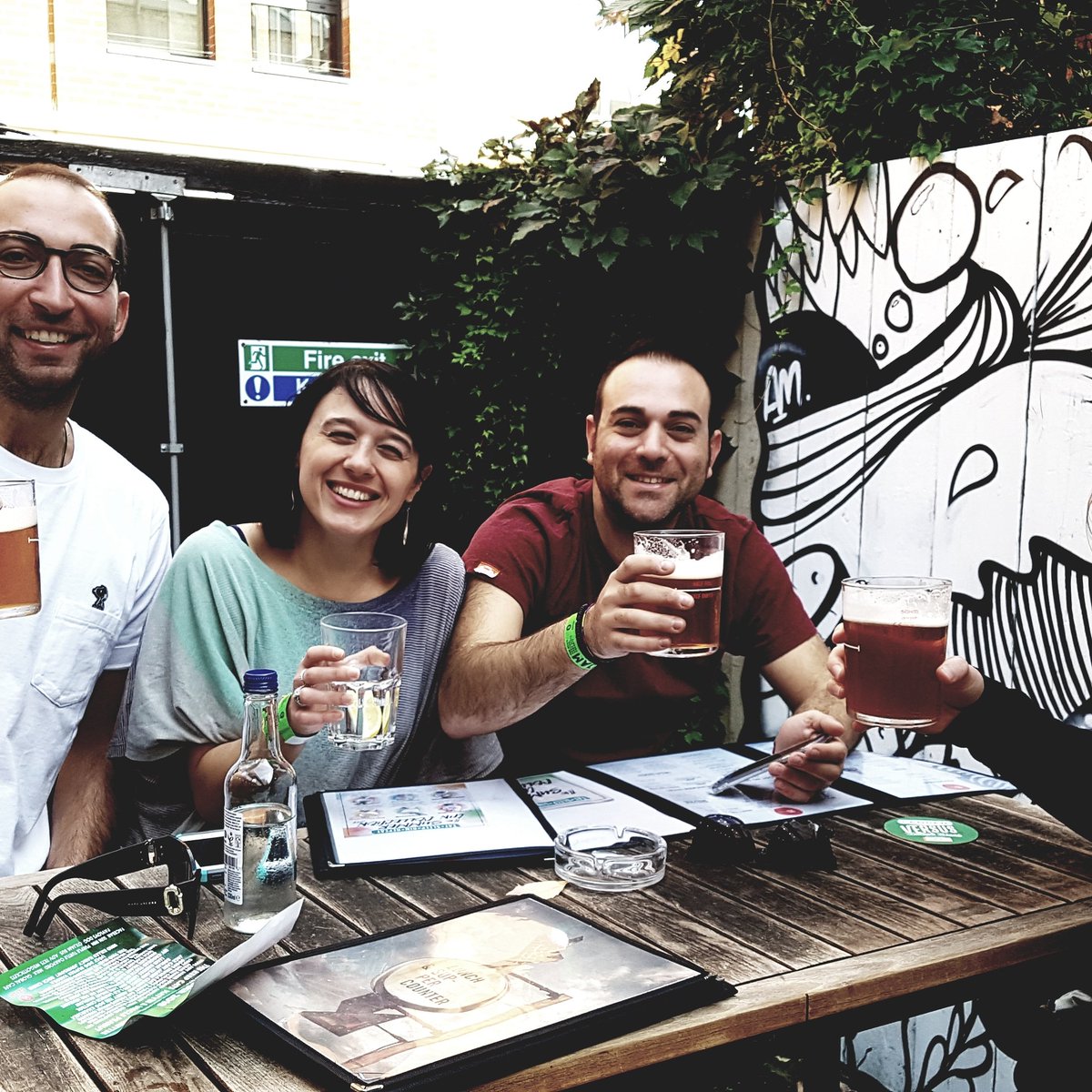 OxjamReading's tweet image. These guys have come all the way from Belgium to see Remones at 8pm Oakford #oxjamreading  #rockettoreading