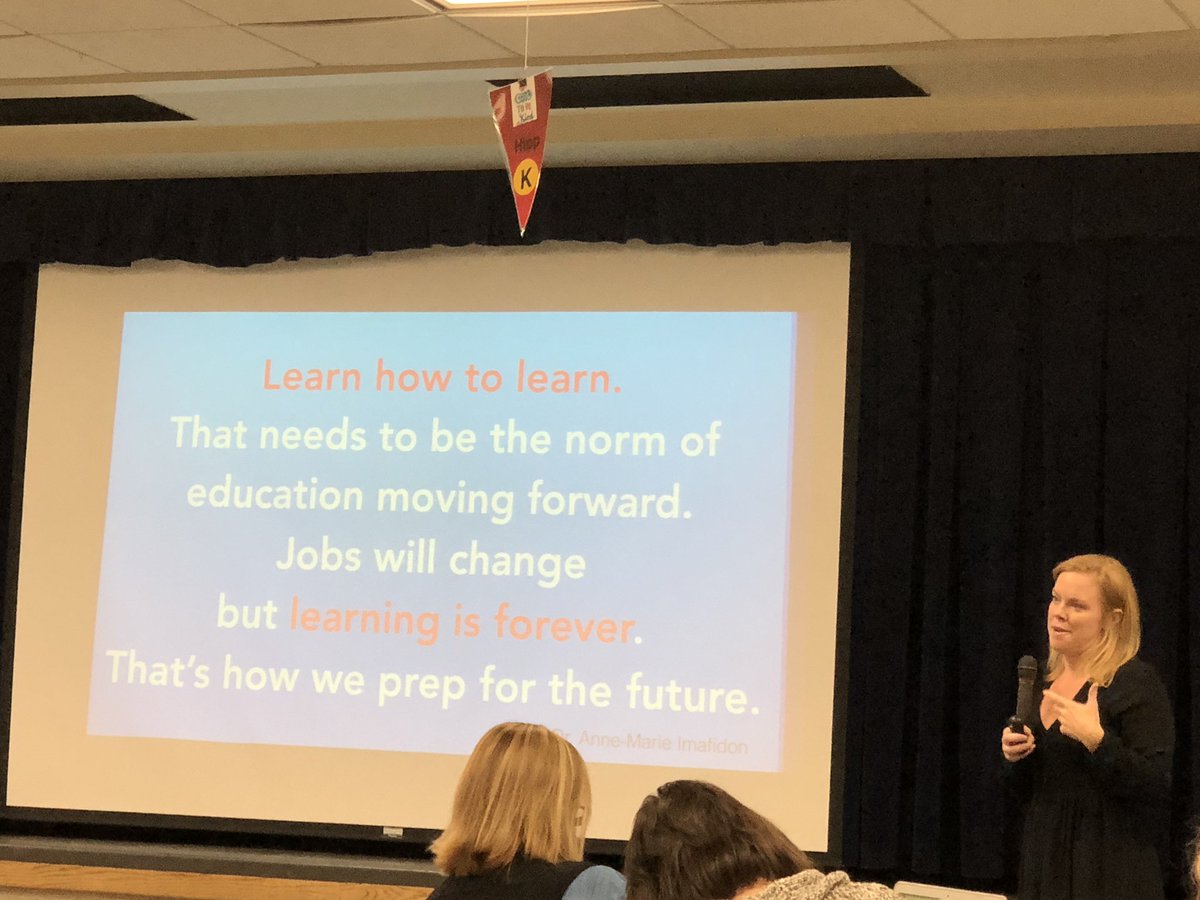 mrsiams's tweet photo. The need to collaborate and create in order to make a living is vital as we prepare kids for the future! #literacyconnection https://t.co/CZCEUfuZo7