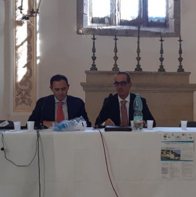<a href="/FIIF_CNF/">FIIF</a> con <a href="/GVitrani/">giuseppe vitrani</a> e <a href="/robertoarcella/">®oberto arcella</a> (mi autocito) a Capri per il convegno Intermagistrure sul tema "processo telematico o processi telematici"