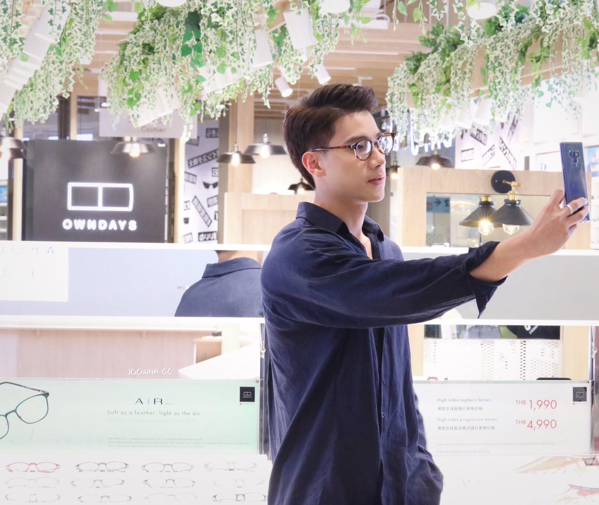 JOOWHA_CC's tweet image. 18-10-13
Owndays one day salesman🤭🤭🤭

#Tul_Pakorn #OwndaysThailand #togetherwithme