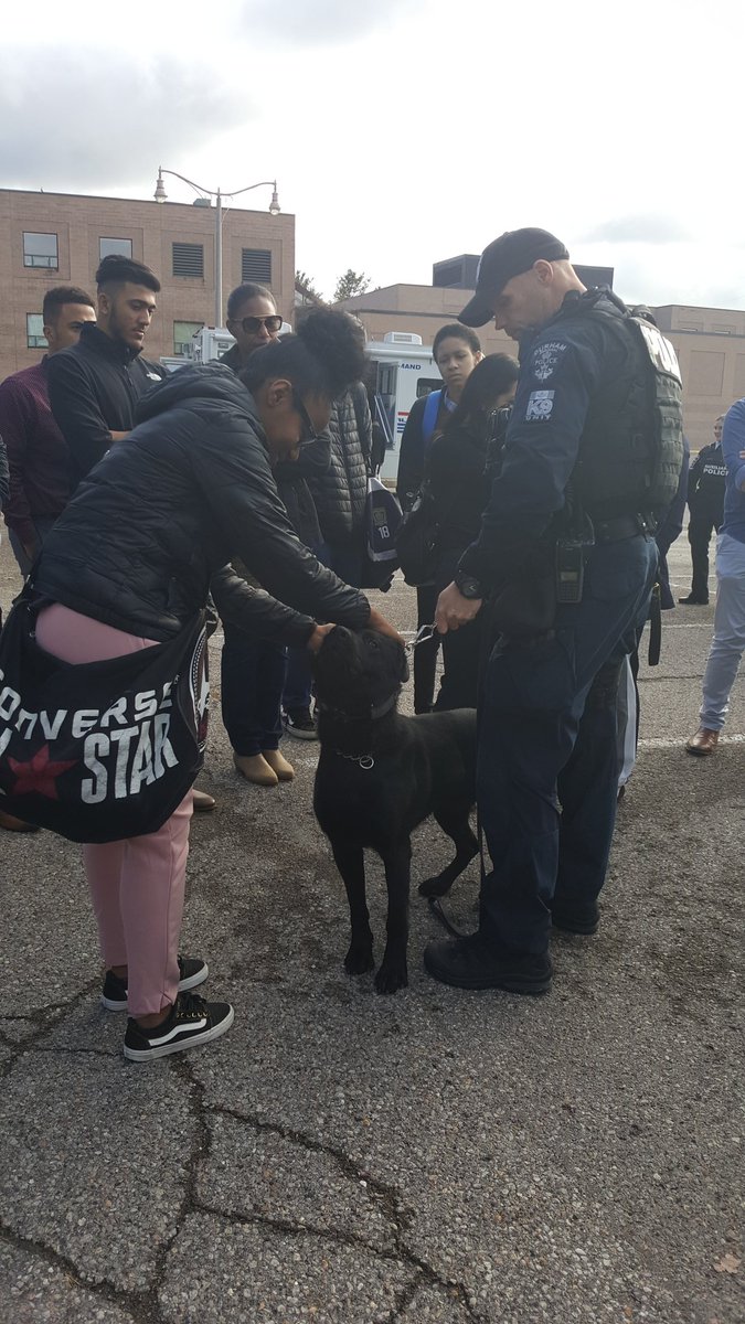 DRPS's tweet photo. Attendees at the Diversity Recruiting Symposium in Pickering meet with members of our service to learn about a career in policing in Durham - a region that is home to many culturally diverse communities. https://t.co/JbFYmVzYYT