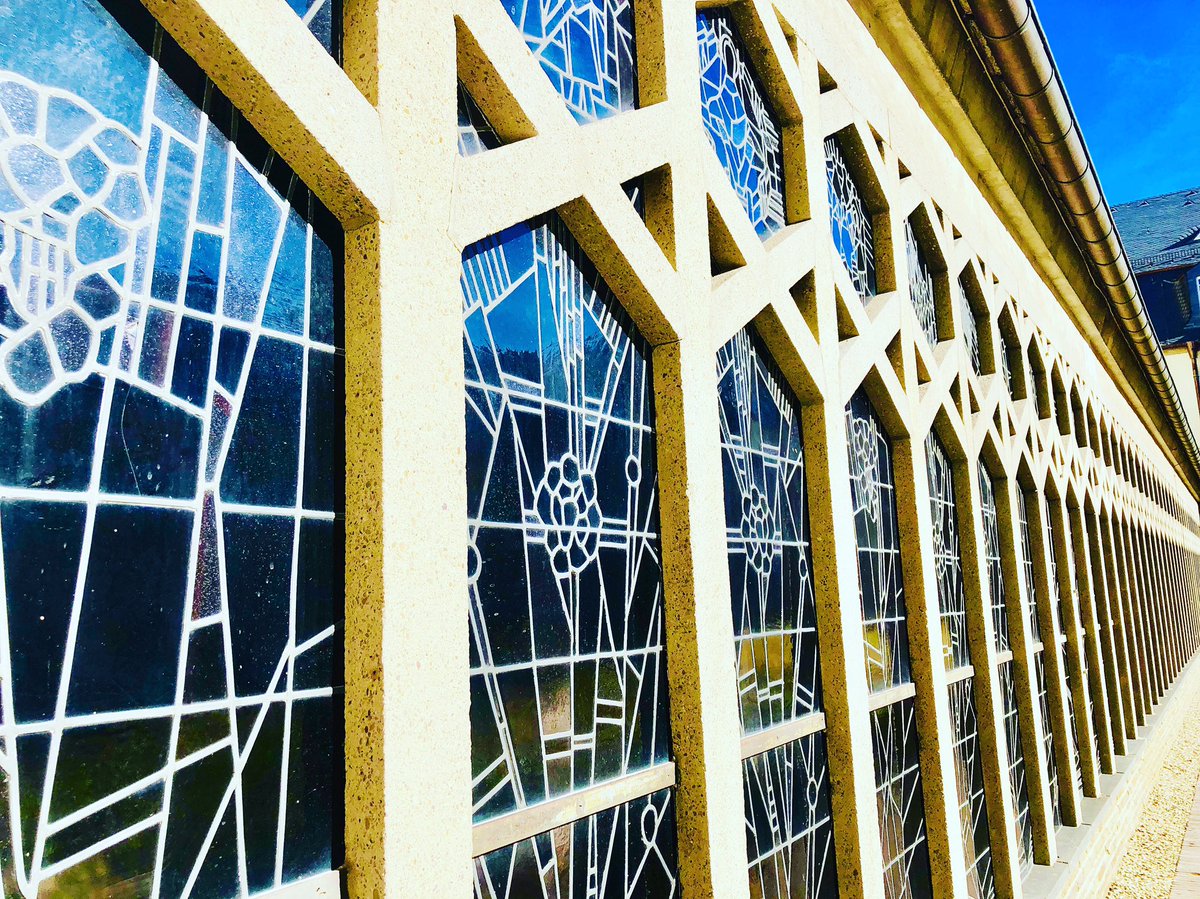 42punktcc's tweet photo. flucht. punkt. #architecture #church #lebenslinien #windows #oldandnew #faith #cloister #designthinking #mac18 https://t.co/XeiN9bYER9