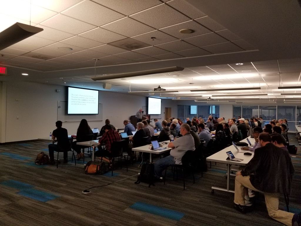 haroldpulcher's tweet image. @billyhollis is gettin our head into the cloud! #DevFestWeekend2018