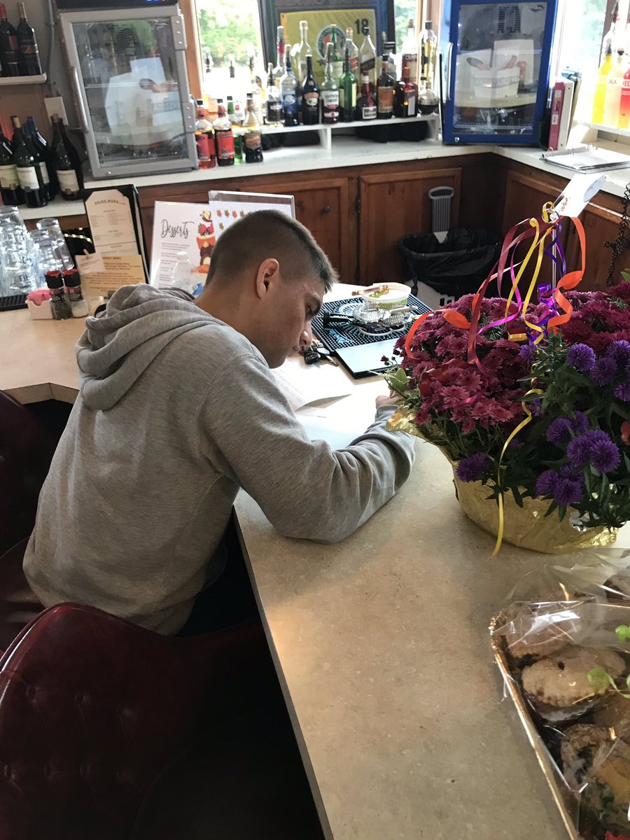 DRO105's tweet photo. President of whs sr class -Sam Luzzi-hard at work at Winnepaug Golf Course-this day is for you Class of 2019! Everyone Come down &amp; buy some raffle tickets!! ❣️👍 https://t.co/IWlpWmqdp6