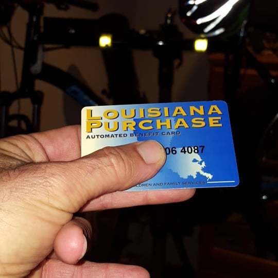 grimball's tweet image. #ThingsYouSeeOnABikeRide #ThingsYouFindOnABikeRide #EBTCard #FoodStampCard #PattersonProud #loUiSiAna #PTown #70392#ItsAPattersonThing #loUiSiAnaPurchase ift.tt/2NCc3Ax