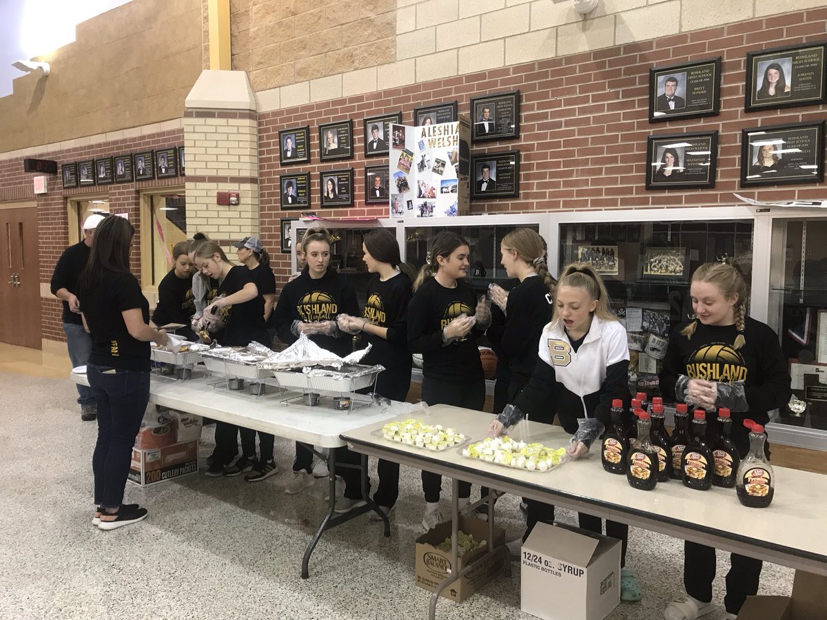 kjanepatt's tweet photo. If you aren’t at the Lady Falcon Volleyball Pancake Breakfast; you are missing out! @BISDFalcons @ToriBlankinship @txpatriot66 https://t.co/yIczGDFbF4