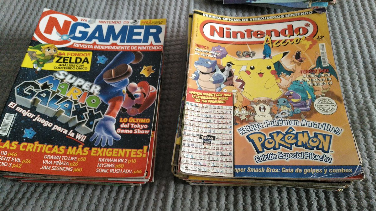 OniBelfi's tweet photo. Pues estas eran mis fuentes de información sobre Nintendo antes de usar páginas web, nintenderillos 🤓 #NintendoAccion #NGamer #Arribalofisico #Vivaelpapel https://t.co/Ch9aHsCLWN