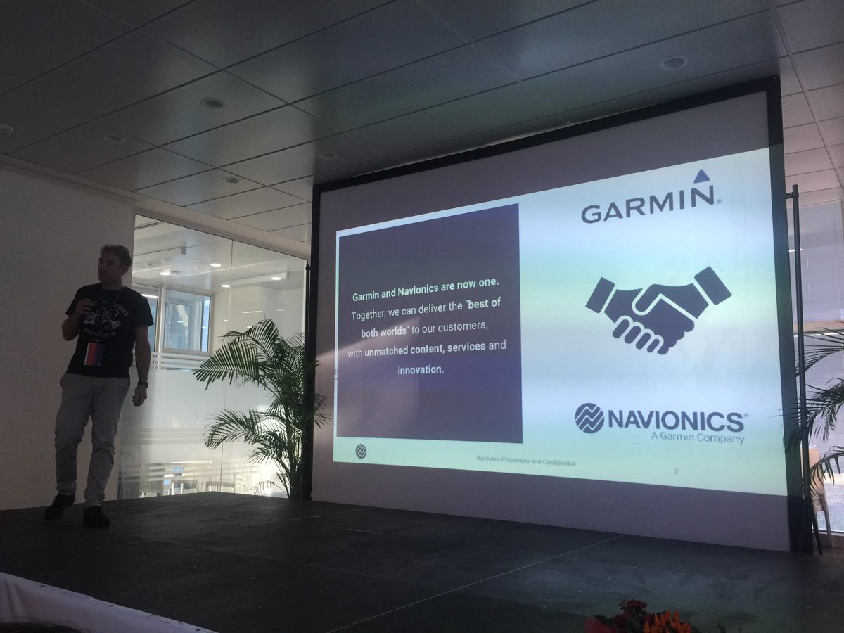 Techjobsfair_it's tweet photo. @Garmin e @Navionics insieme per offrire servizi top ai navigatori-non di Internet :-)) #IF2018 #tjf18 https://t.co/27lYHzEwkA
