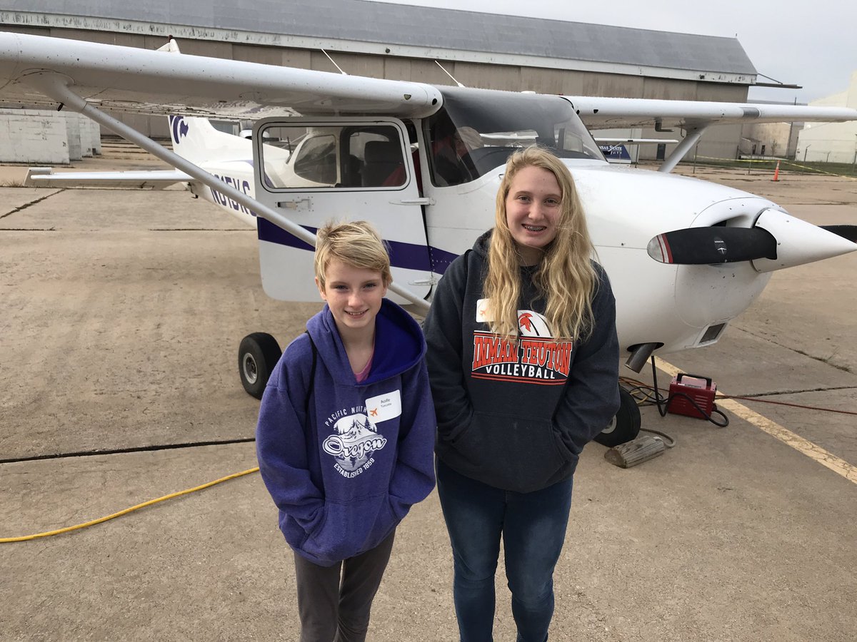InmanSchools's tweet photo. The Girls in Aviation Day sessions are now in session. So far we’ve jumped INTO a plane and learned about a lot of the functions! So awesome! Up next: Flight simulation!! 🙌 ✈️ #communication #maximizingstudentresources #drivestudentsuccess #GIAD18 #IamWAI #EMAW https://t.co/cd6oFGnemb
