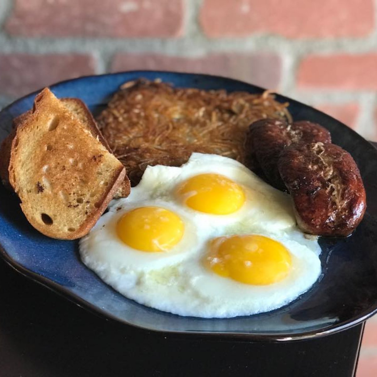 Twoheys's tweet image. Start your day the right way.