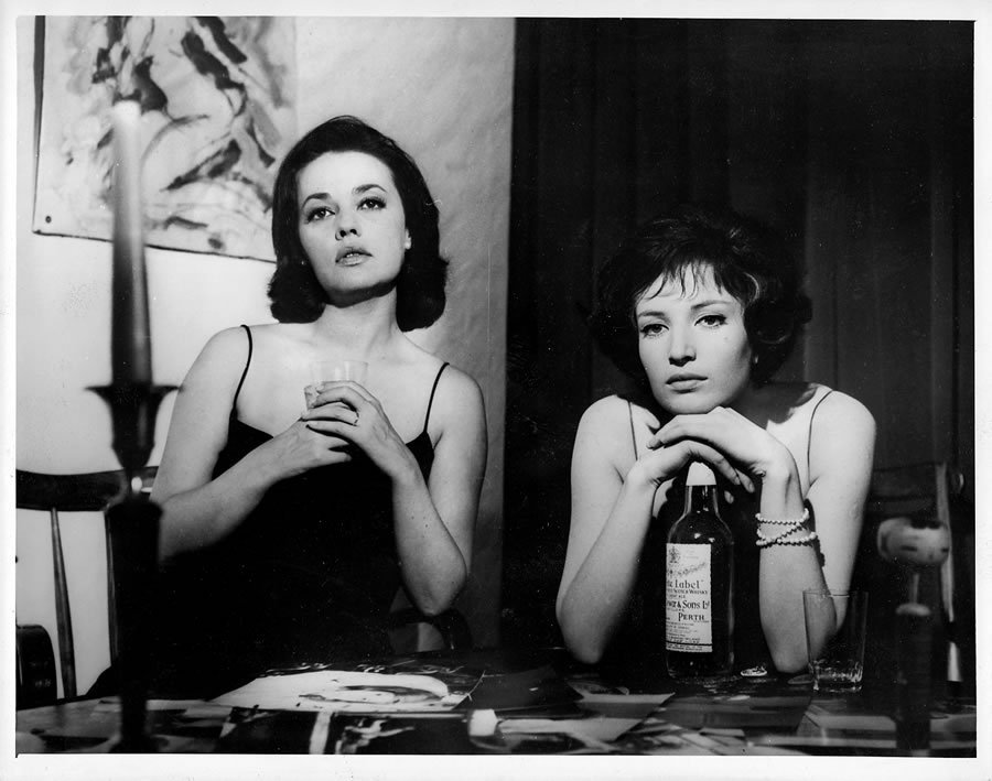 monsterofcinema's tweet photo. La Notte 1961, Michelangelo Antonioni https://t.co/KeVH1bJ9fr