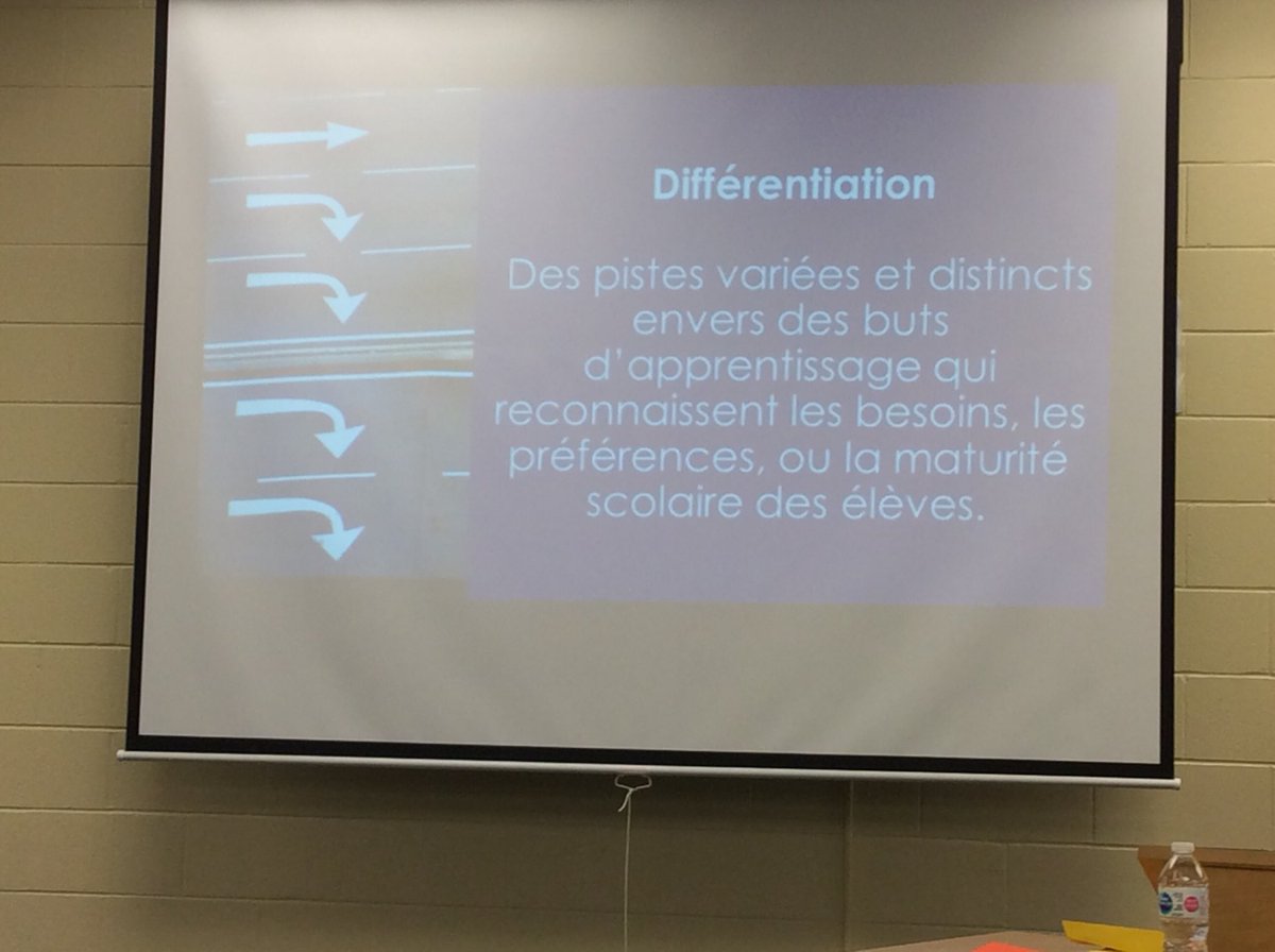 blmoss16's tweet photo. Merci Dr.  Katy Arnett #TVLitCon18 pour les conseils pour aider tous nos étudiants.  #Wolves927 https://t.co/BgQB3NDXAX