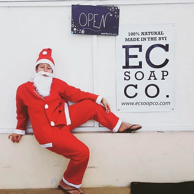 Caribbean Santa says that WE ARE OPEN AGAIN FROM 9-5 MON THRU FRIDAY!!!!!! Side note: Santa also says that there will be really awesome Christmas boxes this year so get ready to pre order!😘
.
.
.
.
. ift.tt/2pUax2Z