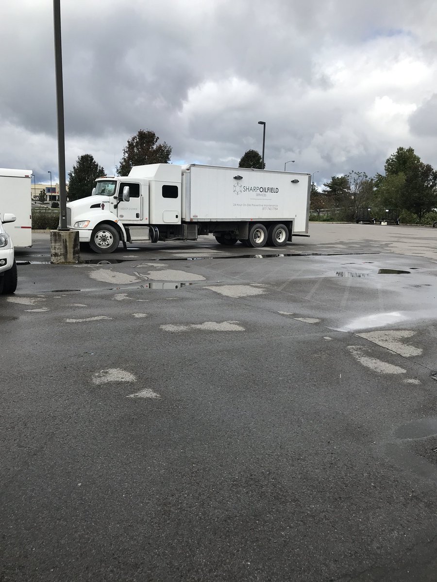 MattHenderson74's tweet photo. Great to see oil and gas service providers patronizing local stores. Saw these guys at local food establishment and supply store. #LocalEconomicImpact #SayNoToSeverance https://t.co/UZsuxr86Tp
