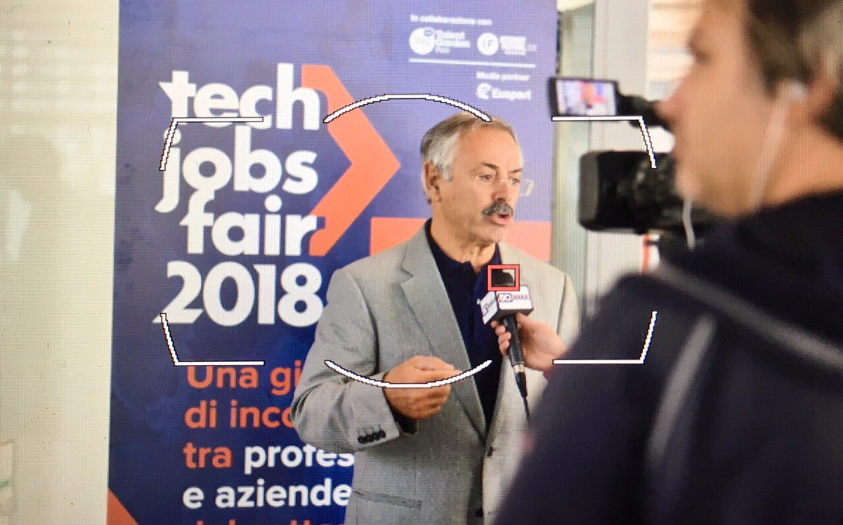 Techjobsfair_it's tweet photo. Domenico Laforenza, direttore dell’Istituto di Informatica e Telematica del C.N.R. di Pisa e responsabile del @Registroit intervistato da @50canalenews al @Techjobsfair_it #tjf18 #IF2018 https://t.co/G9HjBrbYgC