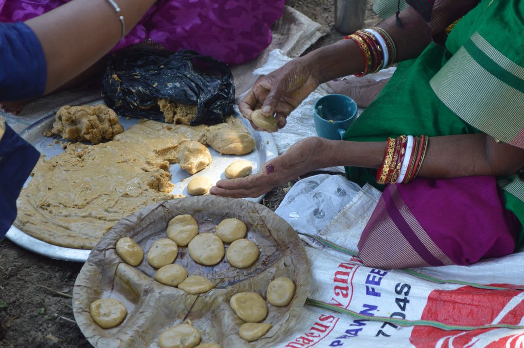 NavdanyaBija's tweet image. We will grow gardens &amp;amp; food everywhere till the planet becomes a garden of nutrition, garden of biodiversity and garden of peace. #worldfoodday #womenfarmersday 
#foodheritage #poisonfree @drvandanashiva @RenateKuenast @RachelsNews @IFOAMorganic @occupytheseed @NavdanyaInt