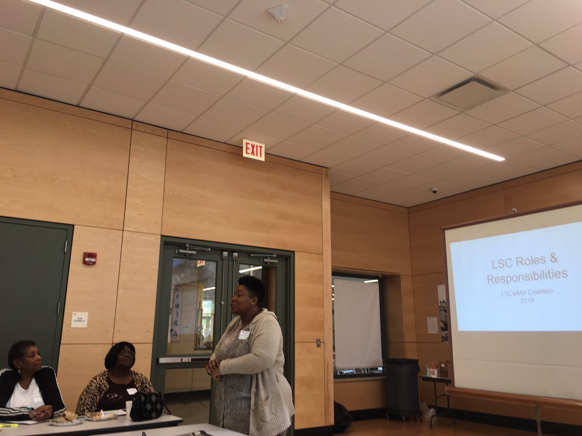 ILRaiseYourHand's tweet photo. .@J1Ramann starting her training on LSC Roles & Responsibilities. #LSCPower #ChiTrustActingUp #OnTheTable2018 @ChiTrust https://t.co/pnmYqBJJm1