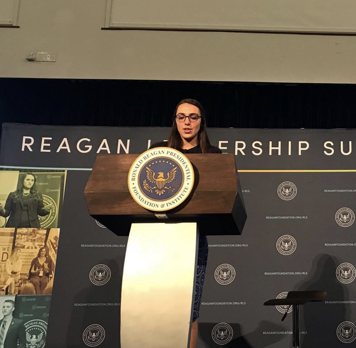 RonaldReaganEDU's tweet photo. Reagan Alumni here at #RLS2018🙌🔥
#GE #GEReagan #GEScholar #Intern https://t.co/sDiw0O4OoN