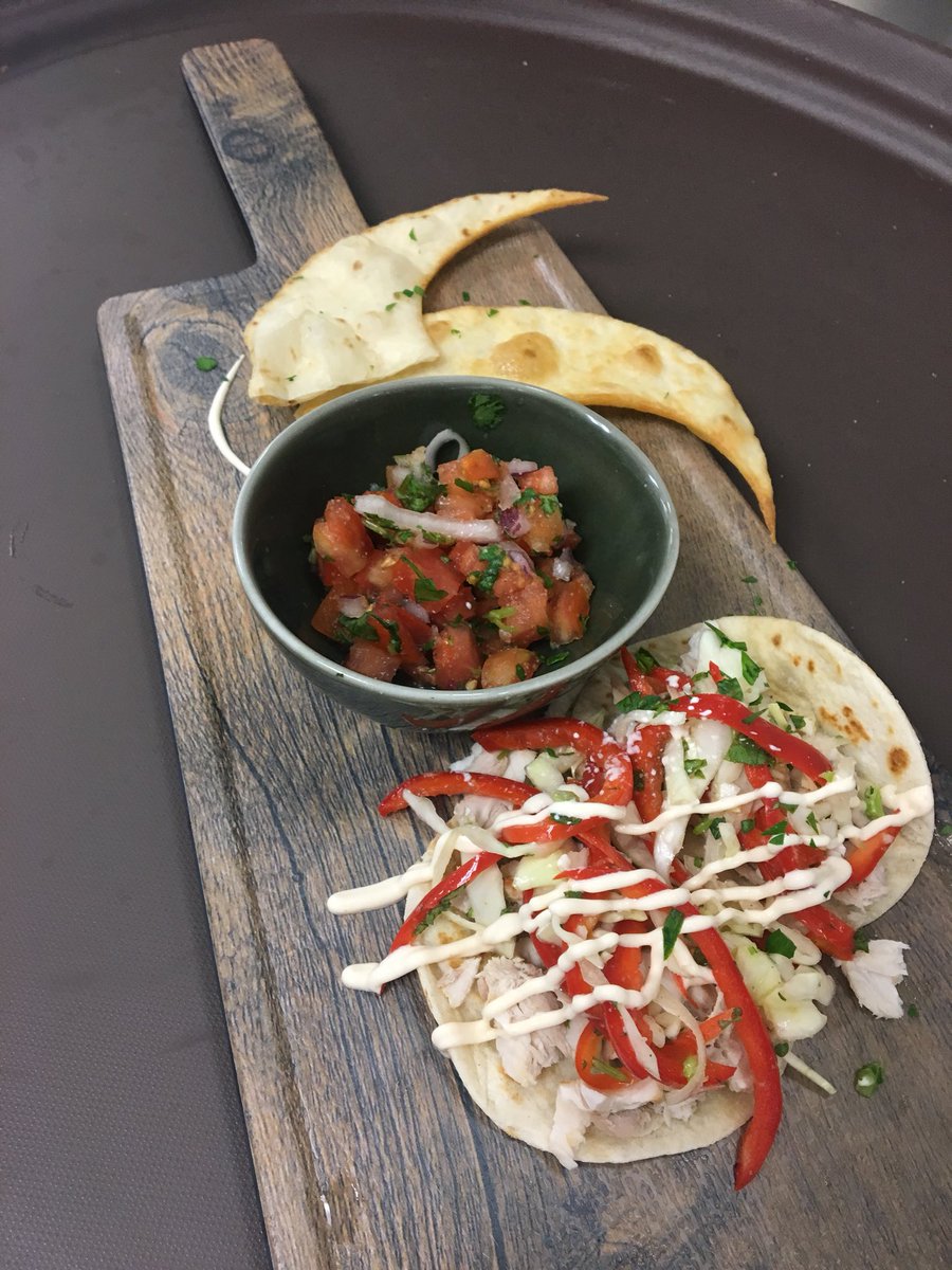 cheffie1342's tweet photo. Fish Tacos Mt Pleasant S.C. @cheffie1342 @MorrisonCLiving https://t.co/NHZmMvLICQ