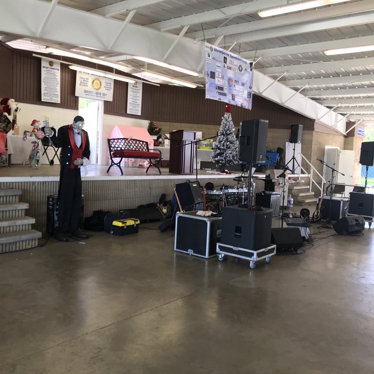 SpaceRotary's tweet photo. Shrimporee 2018 kicks off https://t.co/JmzgBx6SD4