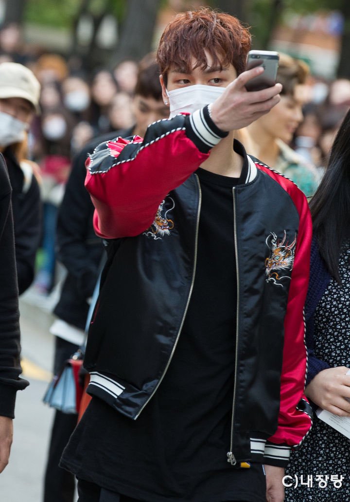 161014 #백호 
뮤직뱅크 출근