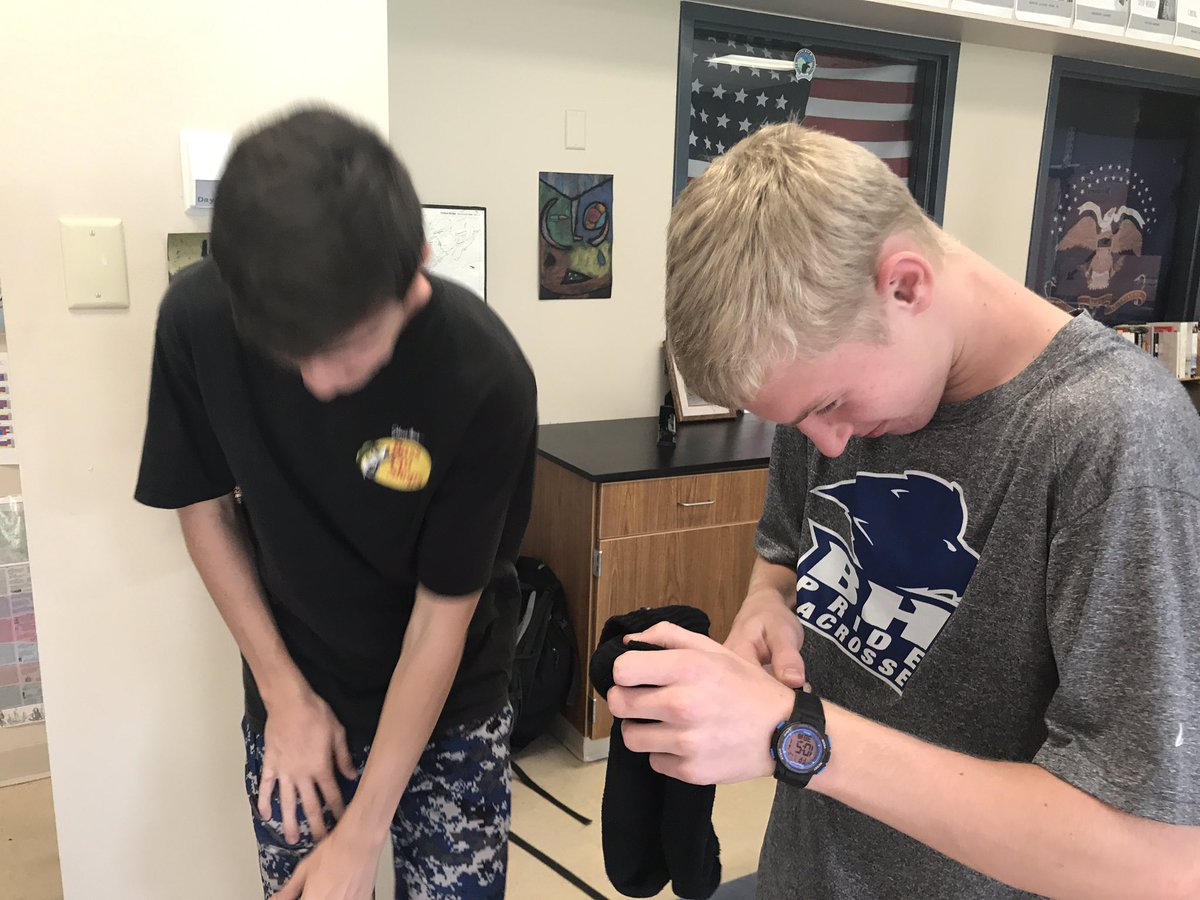 SAlmekinder's tweet image. @NaplesAthletics and @bloomfieldtrack setting up new watches. Thx BCS sports boosters.