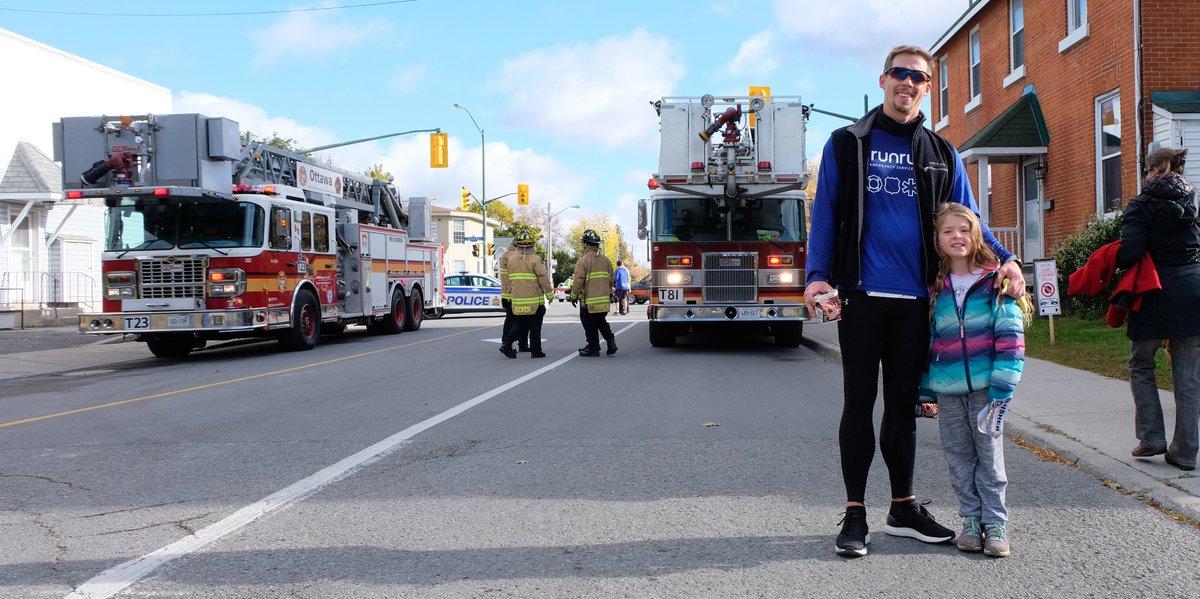EAdamsPolicy's tweet image. Proud that hubby represented our family at the #9runrun today in support of @OttFire, @OttawaPolice &amp;amp; @OttawaParamedic. Gorgeous fall day =) #teamfire #FirstResponders #run