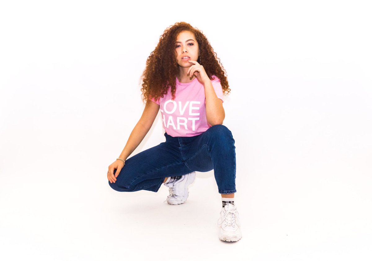 OFFICIALOVEHART's tweet photo. LOVE HART WEBSITE OUT NOW 🤩 limited supply pink sweaters + tees available for purchase. also go check out original love hart photo series, interviews, visuals, &amp; online zine: the black mail. ✨https://t.co/0x9quoKYZk✨ https://t.co/HGRFr2K5Rl