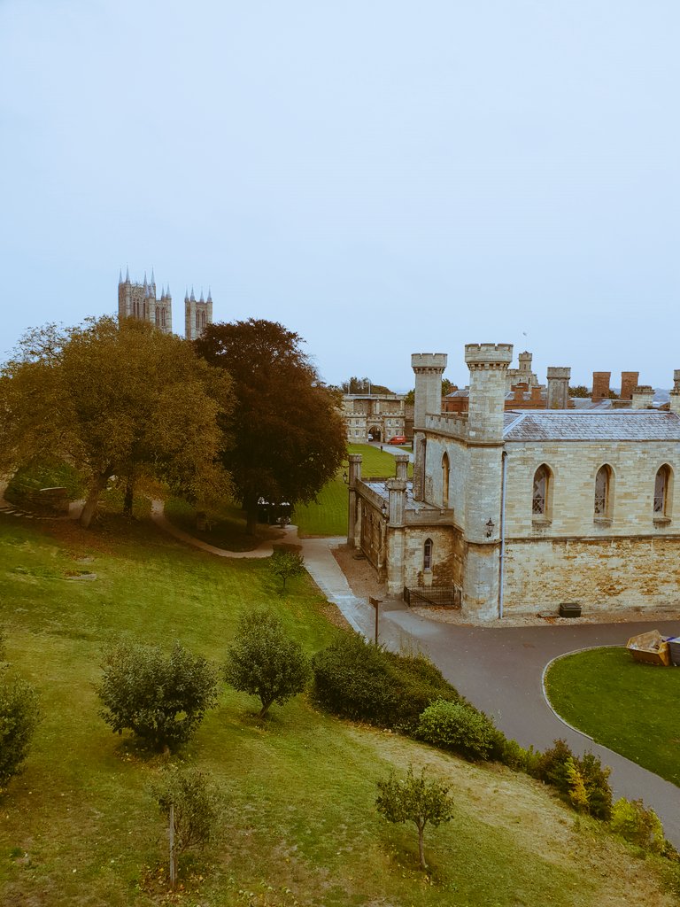 AlexOuthwaite's tweet photo. I've had such a lovely time in @visitlincoln | So much history alongside some wonderful restaurant options and things to do. Blog posts up next week! https://t.co/qQ7kfiK9zh