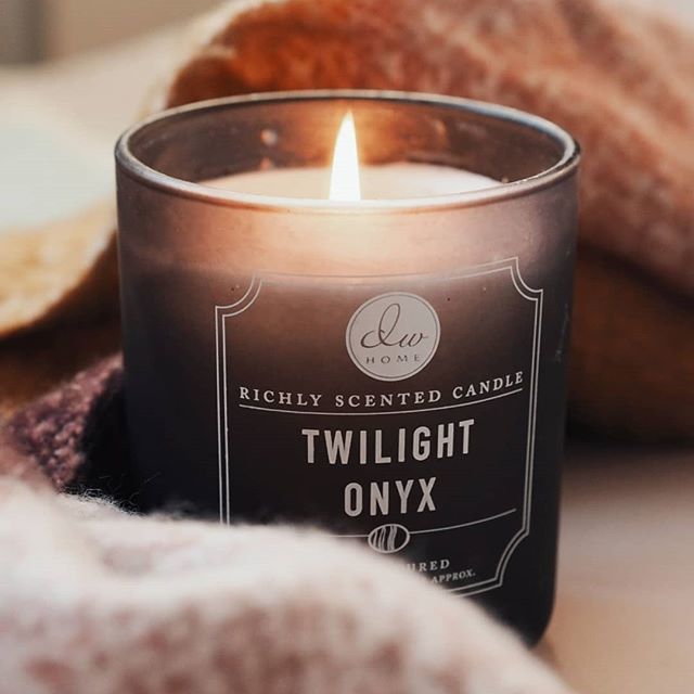 lzythoughts's tweet image. Is there anything more autumnal than a cosy blanket and a burning candle? I absolutely love this time of year 🍂
.
#todayiam_ #shinyhappybloggers #thisishowihueit #blogandbeyond #reallifeandstyle #discoverunder10k #bloggerstribe #discoverunder5k #ukbl… ift.tt/2Cdzf5S