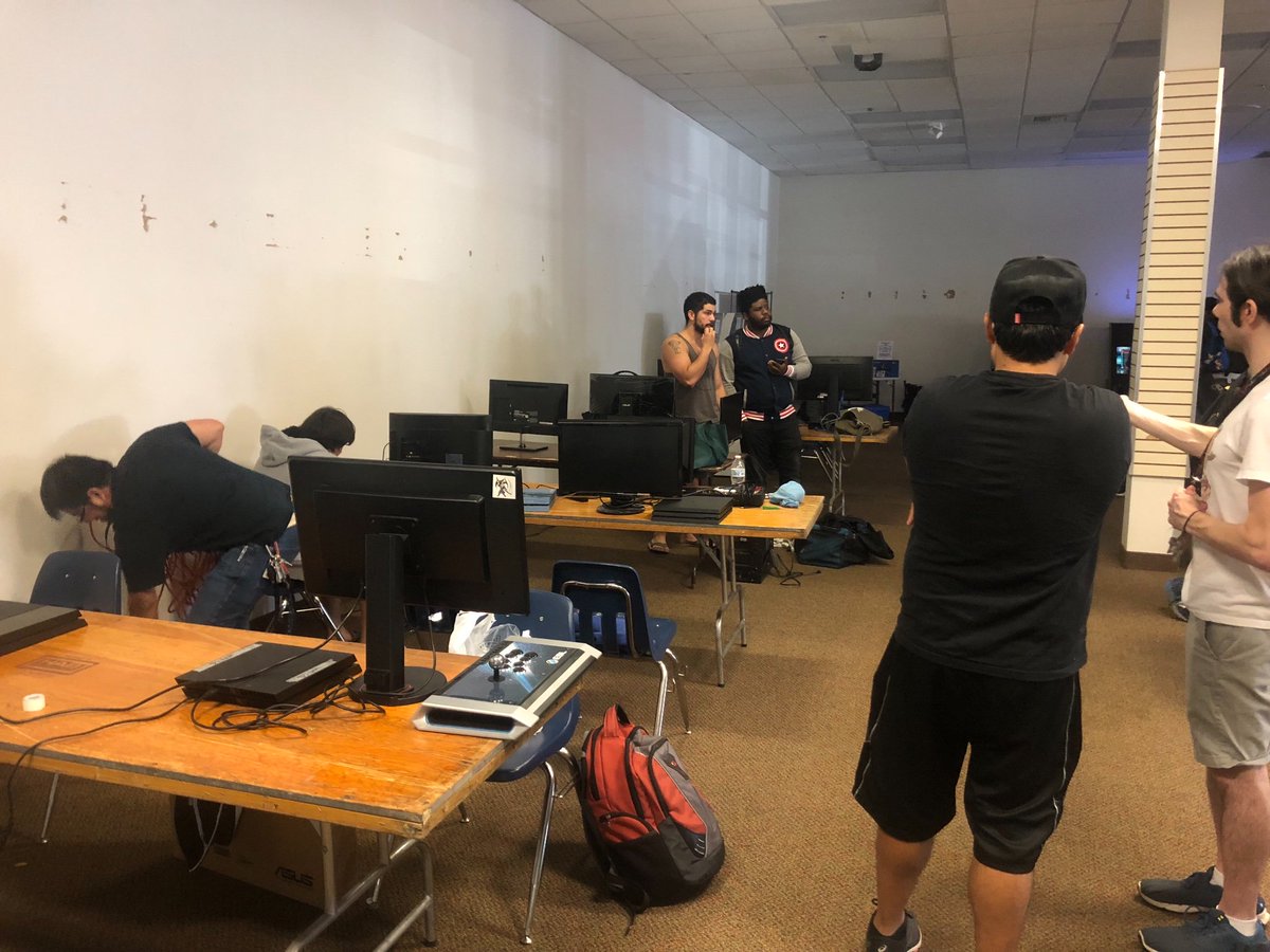 UntamedGaming2's tweet photo. Hey guys! They don’t have internet connection at The Beast in The East 2018, but we are going to record all of the tournament footage offline and upload it to our YT channel: Untamed Gaming!

There’s nothing we can do it ;( https://t.co/Fstpm61SuF