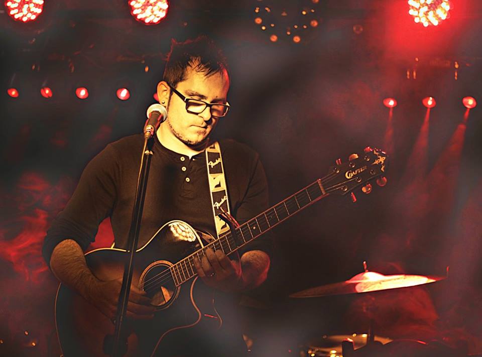 Cats_Choir's tweet image. If you haven't been to an @Cats_Choir #openmic before.... they aren't your usual open mic. Expect organised chaos! and top open mic production #originalmusic #gigs. Shrewton Tea Party 3/11 see catschoir.co.uk