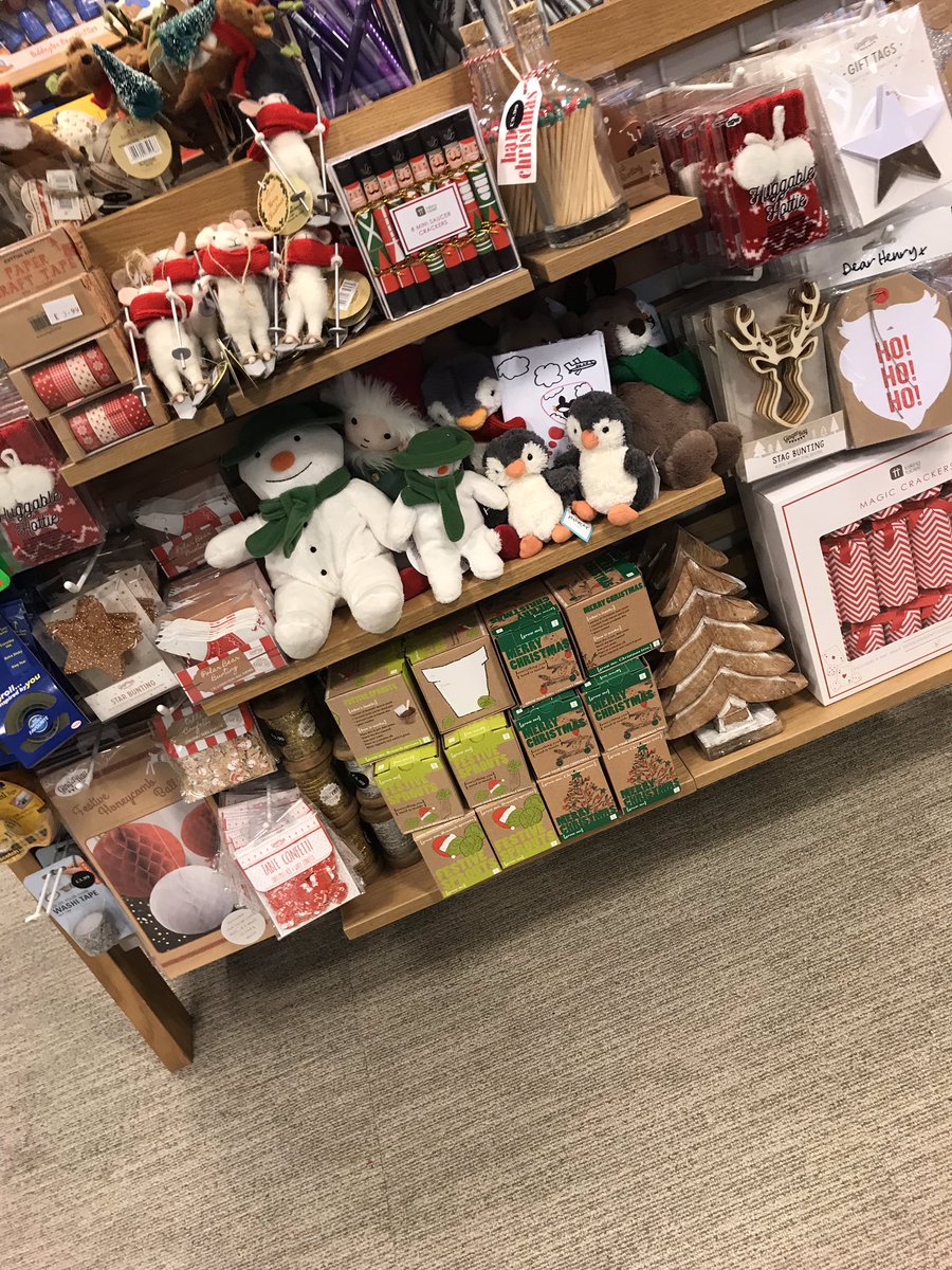 Jake_T_Lad's tweet photo. Life is crazy, who knew I’d end up making a fanzine about penguins and then have to put them out in public..... https://t.co/VR6SlPLgqL