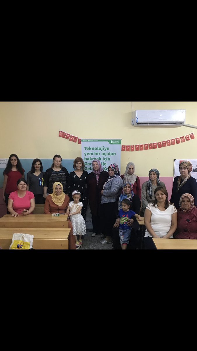 Bilge_Uzun's tweet photo. @garanti ve @bauebf işbirliği ile bugün çocuklarımız #Adana  da #garantiilegeleceğikodla rken  🤖👾 velilerimiz #aileiçiiletişim seminerindeydi 👶👱‍♀️👵 

@bariserdogan_mu @BauPdr 
#transactionalanalysis #egostatus #ericberne #bau #çocuklarçiçektir #çocuklargeleceğimiz https://t.co/3RjKu0VQAC