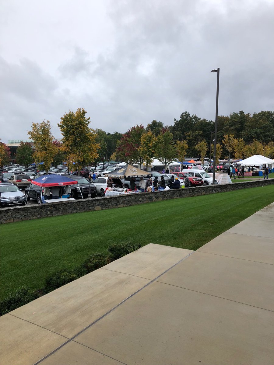 A little rain has not dampened the spirits of the Bryant Bulldog family as we host central Connecticut. Go Bulldogs!