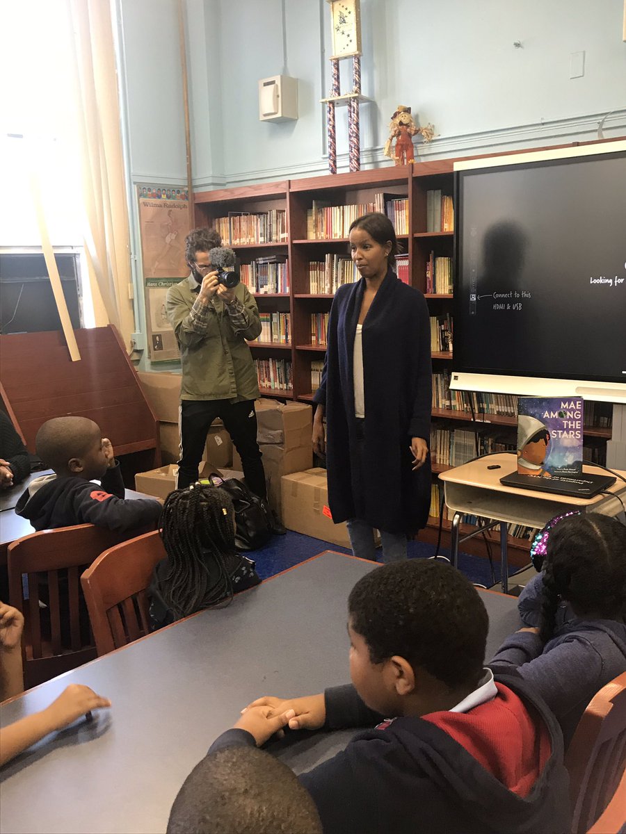 Thanking <a href="/RodaWorld_/">RodaWorld</a> and <a href="/DtHenderson/">DTHenderson</a> for helping to put together this wonderful author visit, building a love of literacy in our young leaders. #DreamBig #D17 #K221 #Steppinguptoexellence
