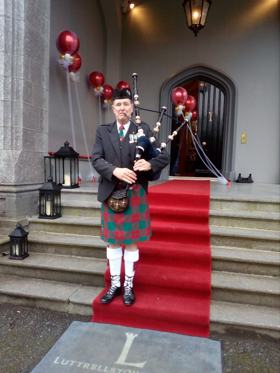 weddingpipers's tweet photo. Playing for Irish Horizons International Conference & Incentive welcome a group at Slane castle afternoon @TMcstay @irishhorizons @AquaRestaurant @Failte_Ireland @discoverirl @VisitDublin #MeetingProfs #WildAtlanticWay #MakeItIrelan https://t.co/COG41jQQ5I