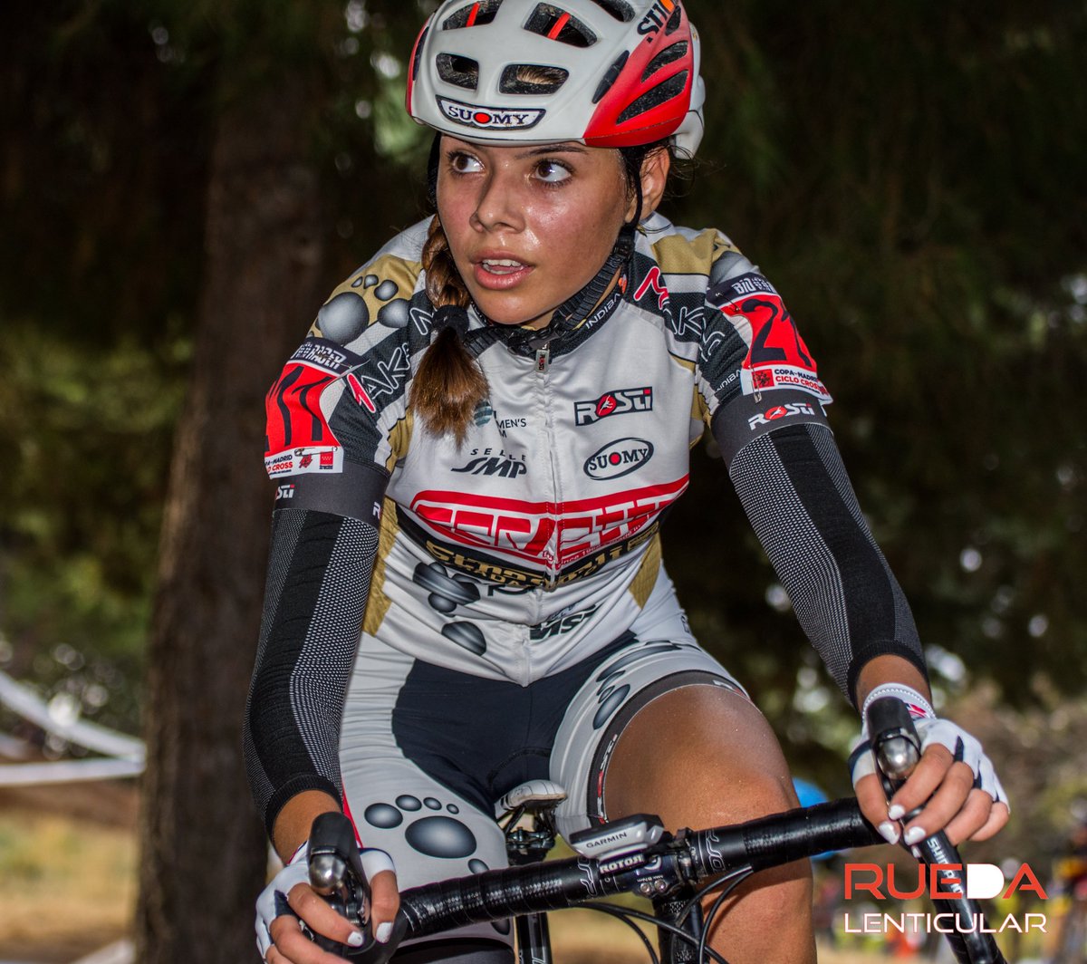 ¡Qué alegría volver a ver a "La Roca" Rosalía Ortiz sobre el barro de una carrera de #ciclocross! #CxTresCantos <a href="/Rosalia_OrtizH/">Rosalia Ortiz  Hano</a> <a href="/Rosaliaciclista/">Rosalia Ortiz</a>